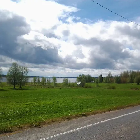 Maalaistalot Kyyhkyla